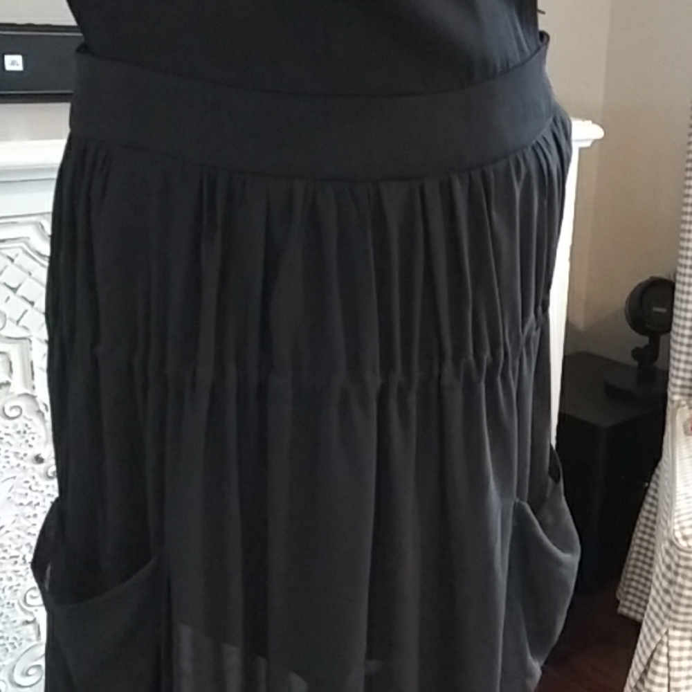 Dress - Picture 4 of 5